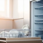 Sicherer und effizienter Betrieb von Haushaltsgroßgeräten in der Küche